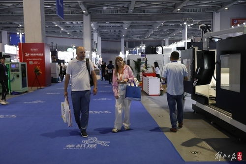 上海國際機(jī)床展 匯聚全球智慧，展現(xiàn)行業(yè)新銳，共筑智造未來